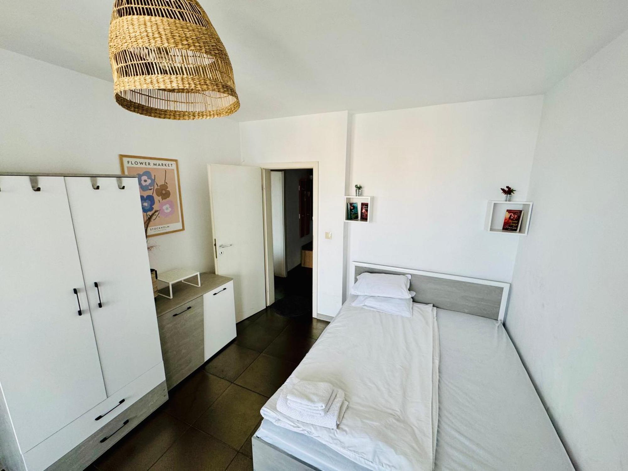 New Two Bedroom Apartment With Balcony Sofia Buitenkant foto